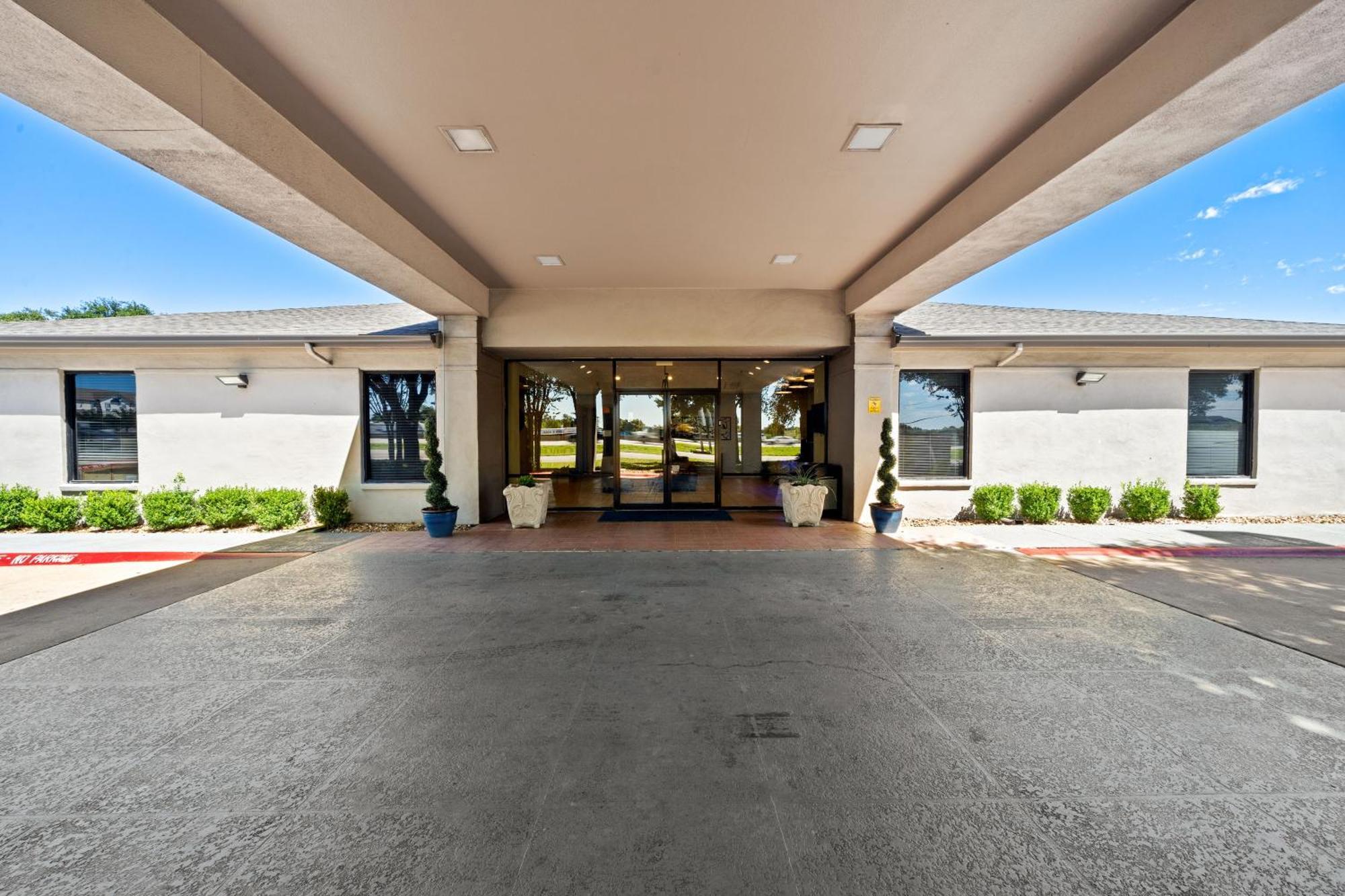 Days Inn By Wyndham Round Rock Eksteriør billede
