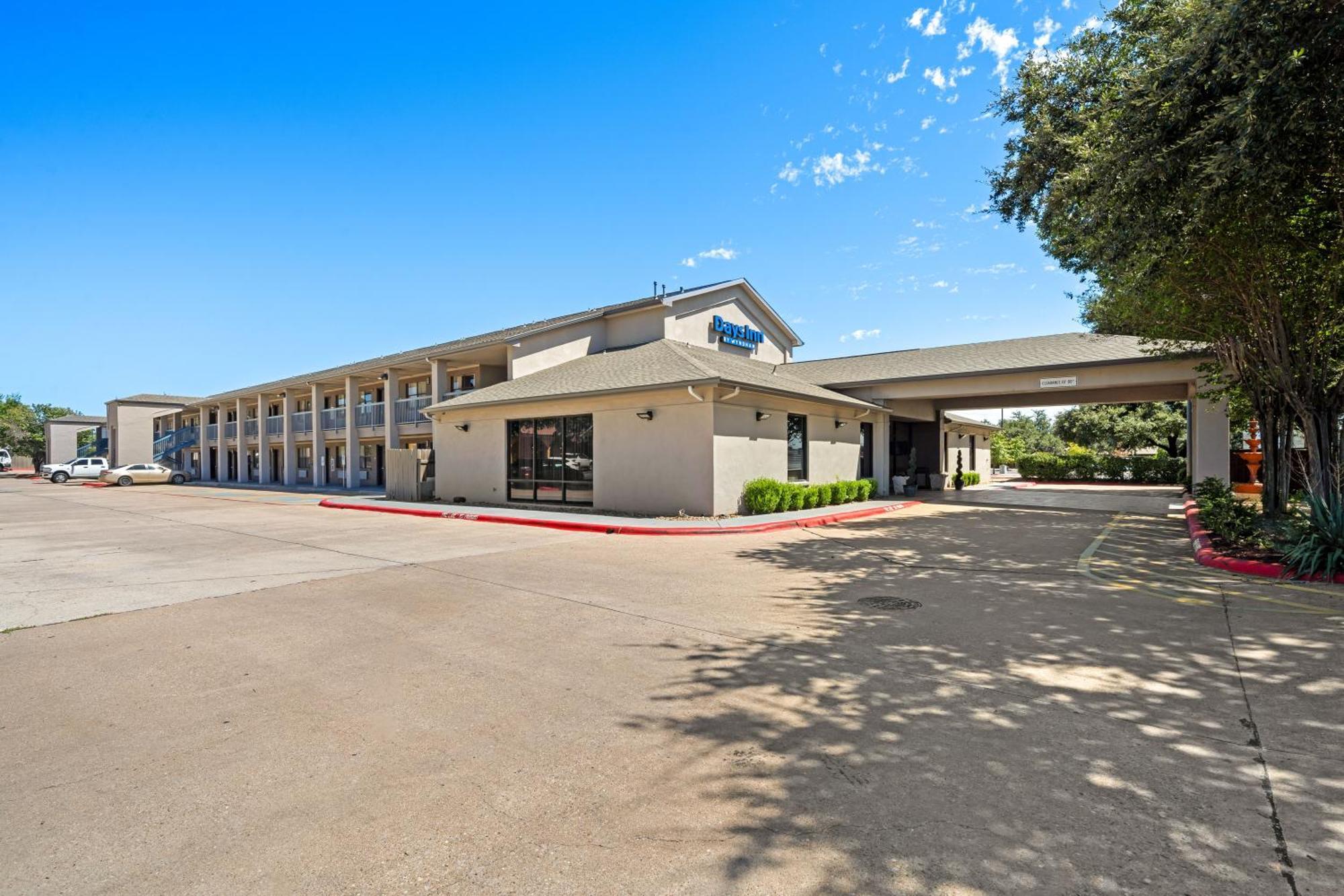 Days Inn By Wyndham Round Rock Eksteriør billede